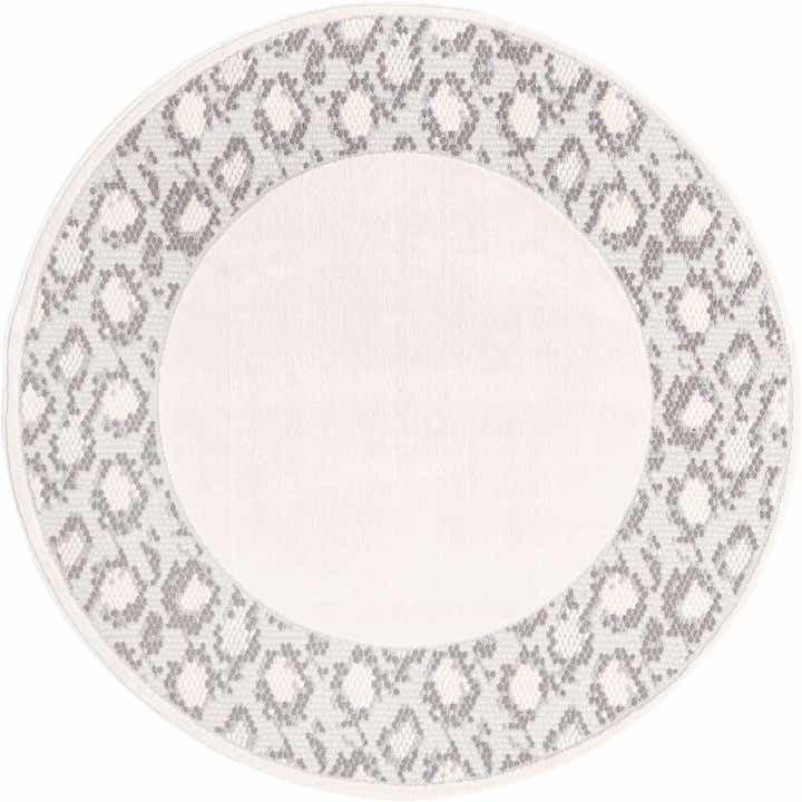 round white rug with border