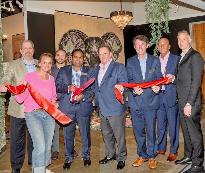 Bargain Mansions star Tamara Day and Kaleen team cut ribbon