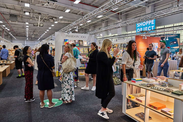 Image of Shoppe Object summer attendees and booths