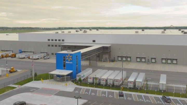 Walmart's next generation fulfillment center exterior